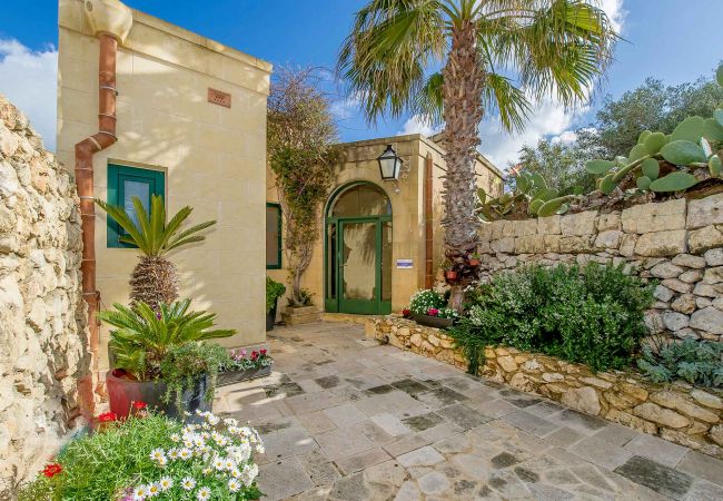 entrance of malta holiday villa