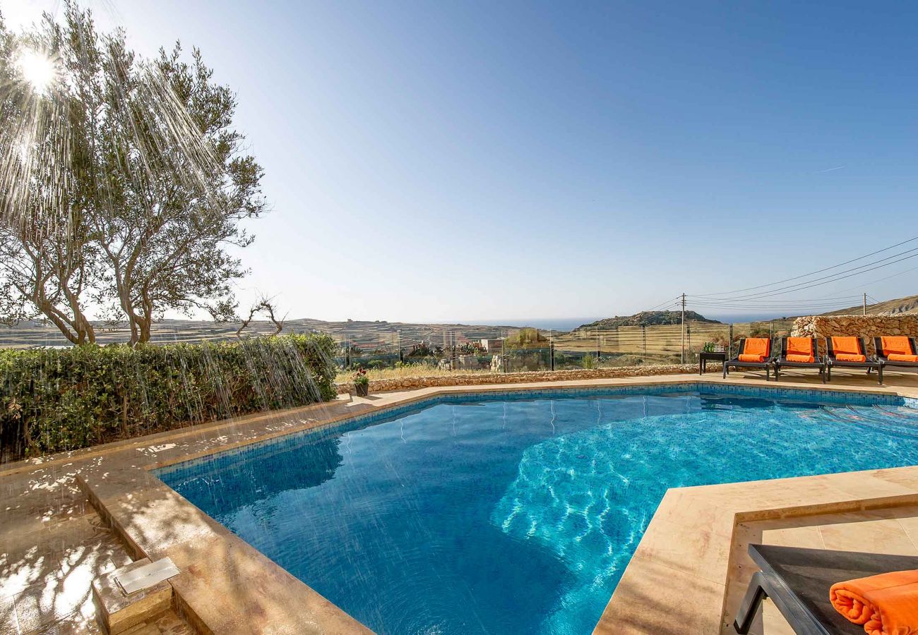 luxury malta villa with private pool