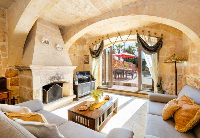 Country house in Ix-Xagħra - La Rustica Holiday Home