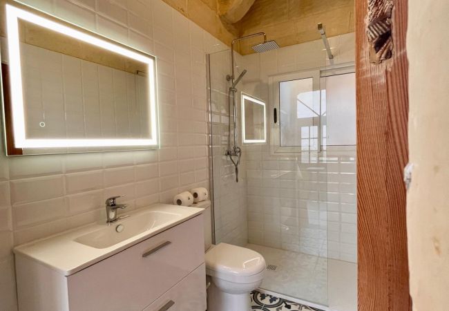 Country house in L-Gharb - Ponderosa Holiday Home Country house in L-Gharb - Ponderosa Holiday Home