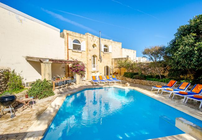 Country house in In-Nadur - Sulda Brill    Holiday Home