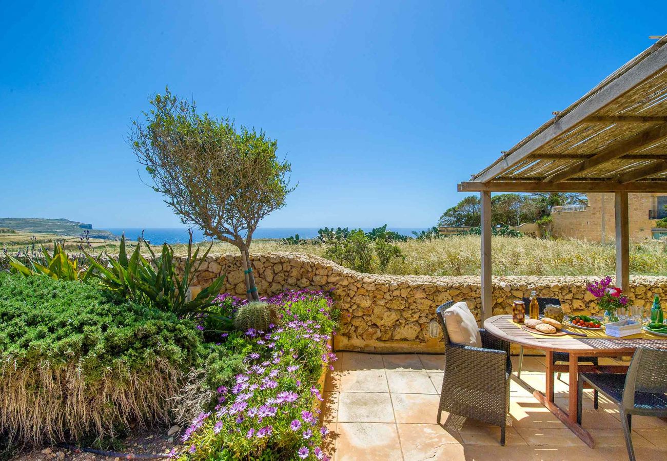 malta holiday villa with sea views