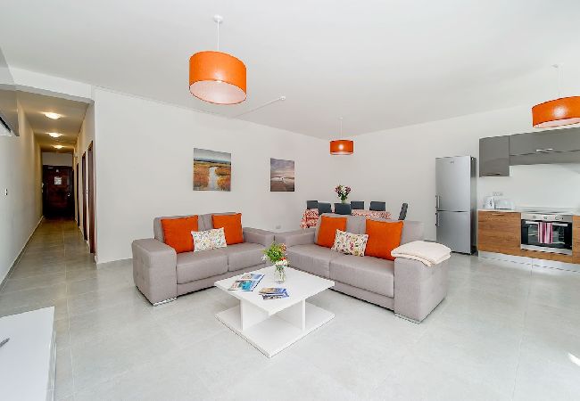 Apartment in Marsalforn - The Hillock North B4 Apartment in Marsalforn - The Hillock North B4