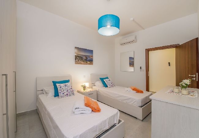 Apartment in Marsalforn - The Hillock North B4 Apartment in Marsalforn - The Hillock North B4