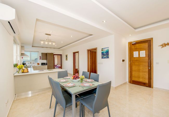 Apartment in Marsalforn - The Hillock Penthouse B17 Apartment in Marsalforn - The Hillock Penthouse B17