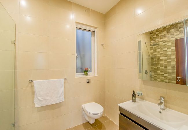 Apartment in Marsalforn - The Hillock Penthouse B17 Apartment in Marsalforn - The Hillock Penthouse B17