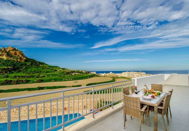Apartment in Marsalforn - The Hillock Penthouse B17 Apartment in Marsalforn - The Hillock Penthouse B17