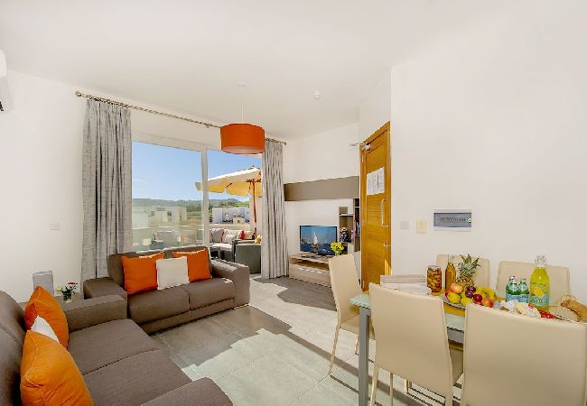 Apartment in Marsalforn - The Hillock Penthouse North C11 Apartment in Marsalforn - The Hillock Penthouse North C11