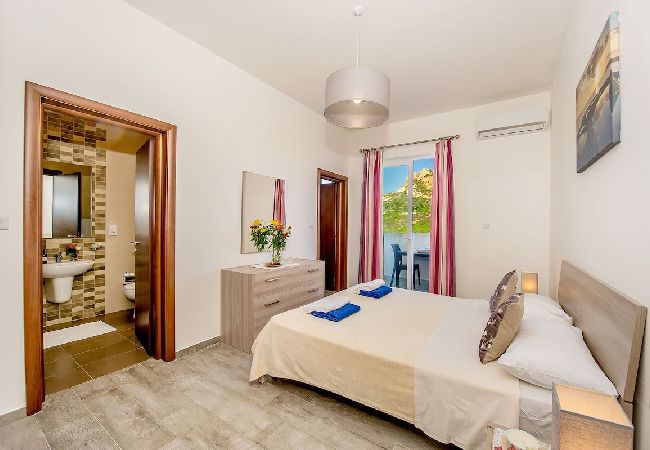 Apartment in Marsalforn - The Hillock Penthouse North C11 Apartment in Marsalforn - The Hillock Penthouse North C11