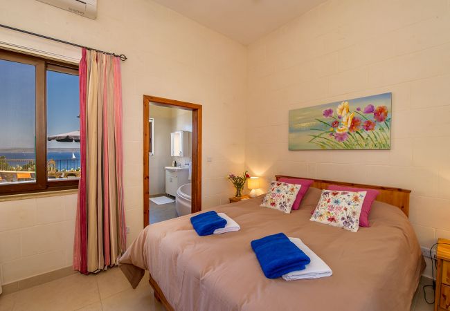 Country house in Ghajnsielem - The Harbour Holiday Home Country house in Ghajnsielem - The Harbour Holiday Home