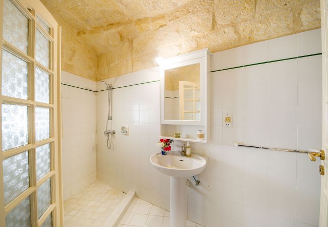 Country house in L-Gharb - Dar Guz Holiday Home Country house in L-Gharb - Dar Guz Holiday Home