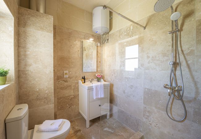 Country house in L-Gharb - Dar Guz Holiday Home Country house in L-Gharb - Dar Guz Holiday Home