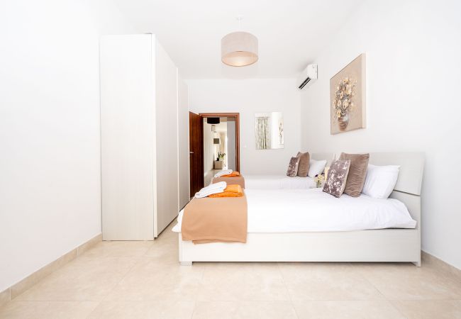 Apartment in Marsalforn - The Hillock South B12 Apartment in Marsalforn - The Hillock South B12