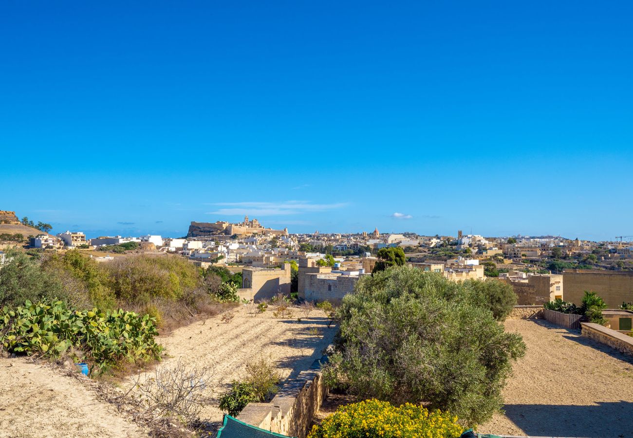 Country house in Ta' Kerċem - Ta Kalanc Holiday Home