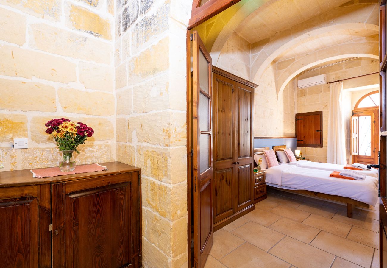 Country house in Ta' Kerċem - Ta Kalanc Holiday Home