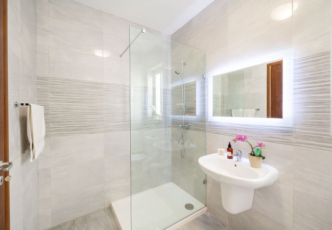 Apartment in Marsalforn - The Hillock Penthouse South B13 Apartment in Marsalforn - The Hillock Penthouse South B13