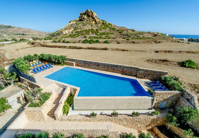 Apartment in Marsalforn - The Hillock Penthouse South A14 Apartment in Marsalforn - The Hillock Penthouse South A14