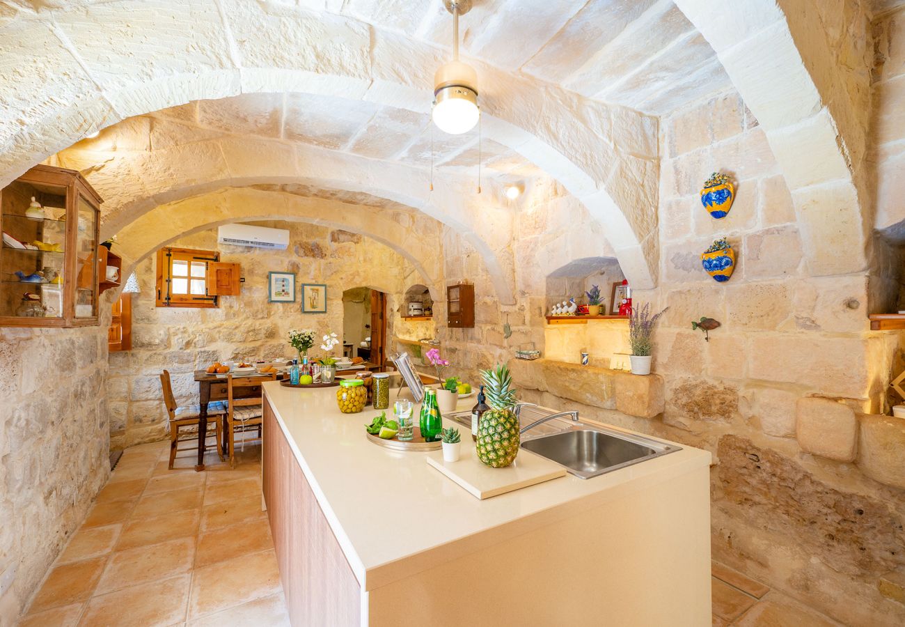 Country house in Munxar - Razzett Matli Holiday Home