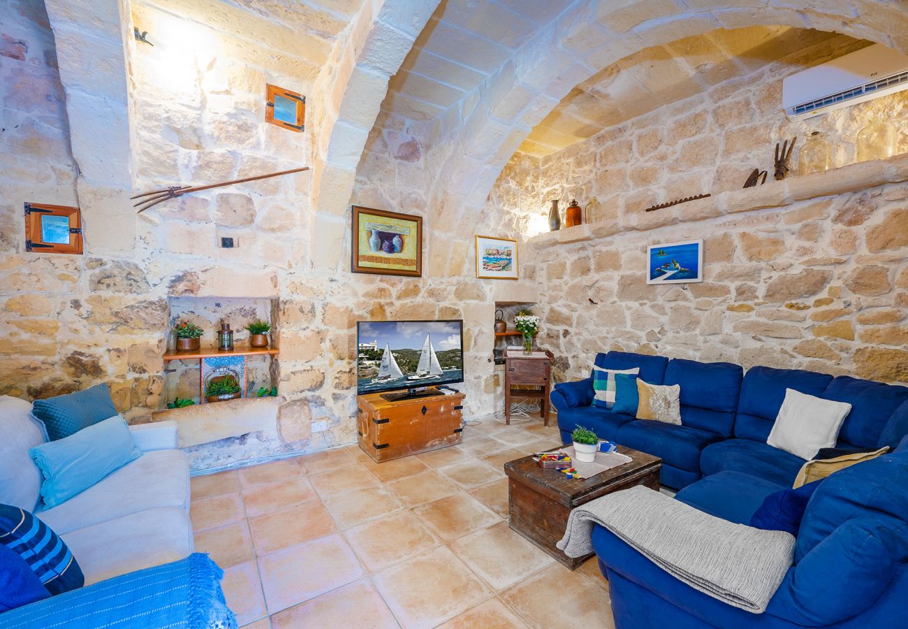 Country house in Munxar - Razzett Matli Holiday Home